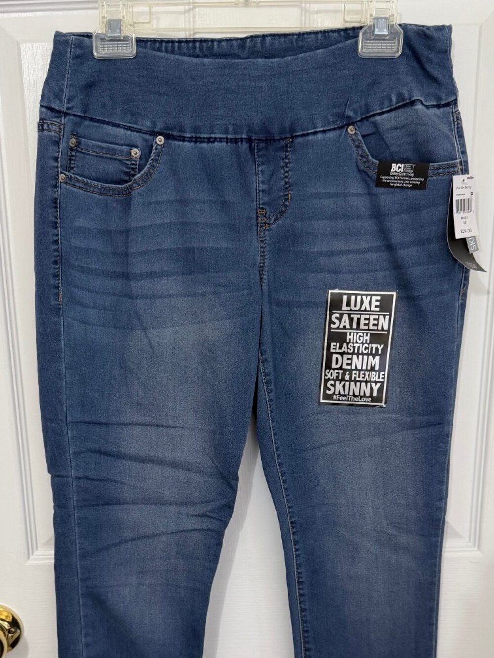 BRAND NEW NWT STITCHSTAR PULL ON SKINNY DENIM JEANS LUXE SATEEN STRETCH - SIZE M